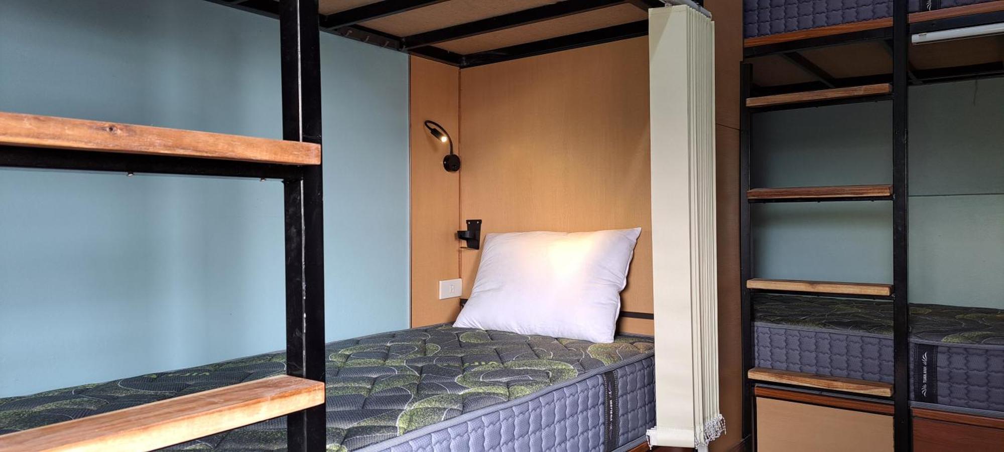 Amy House Apartment นิญบิ่ญ ภายนอก รูปภาพ
